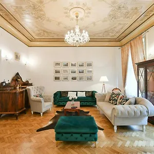  Apartment Stunning Charles Bridge