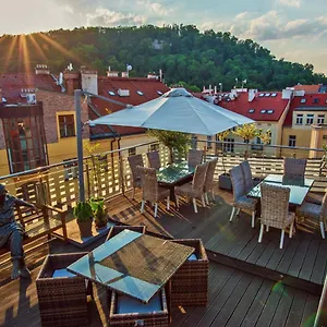 Hotel Julian, Prag