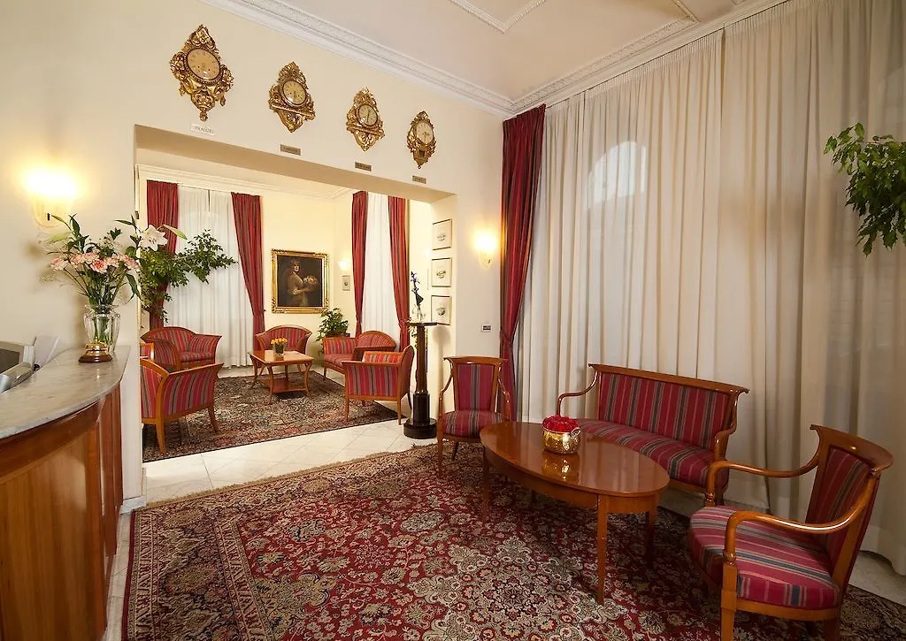 Hotel St George - Czech Leading Hotels Prague 4*,