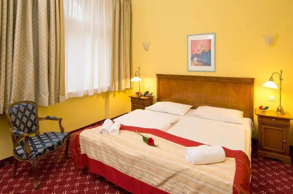 Hotel St George - Czech Leading Hotels براغ 4*,  جمهورية التشيك