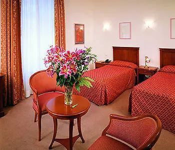 Hotel St George - Czech Leading Hotels Praga 4*,